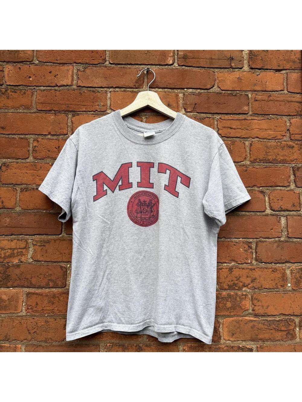 vintage M.I.T. Massachusetts Institute of Technology t shirt